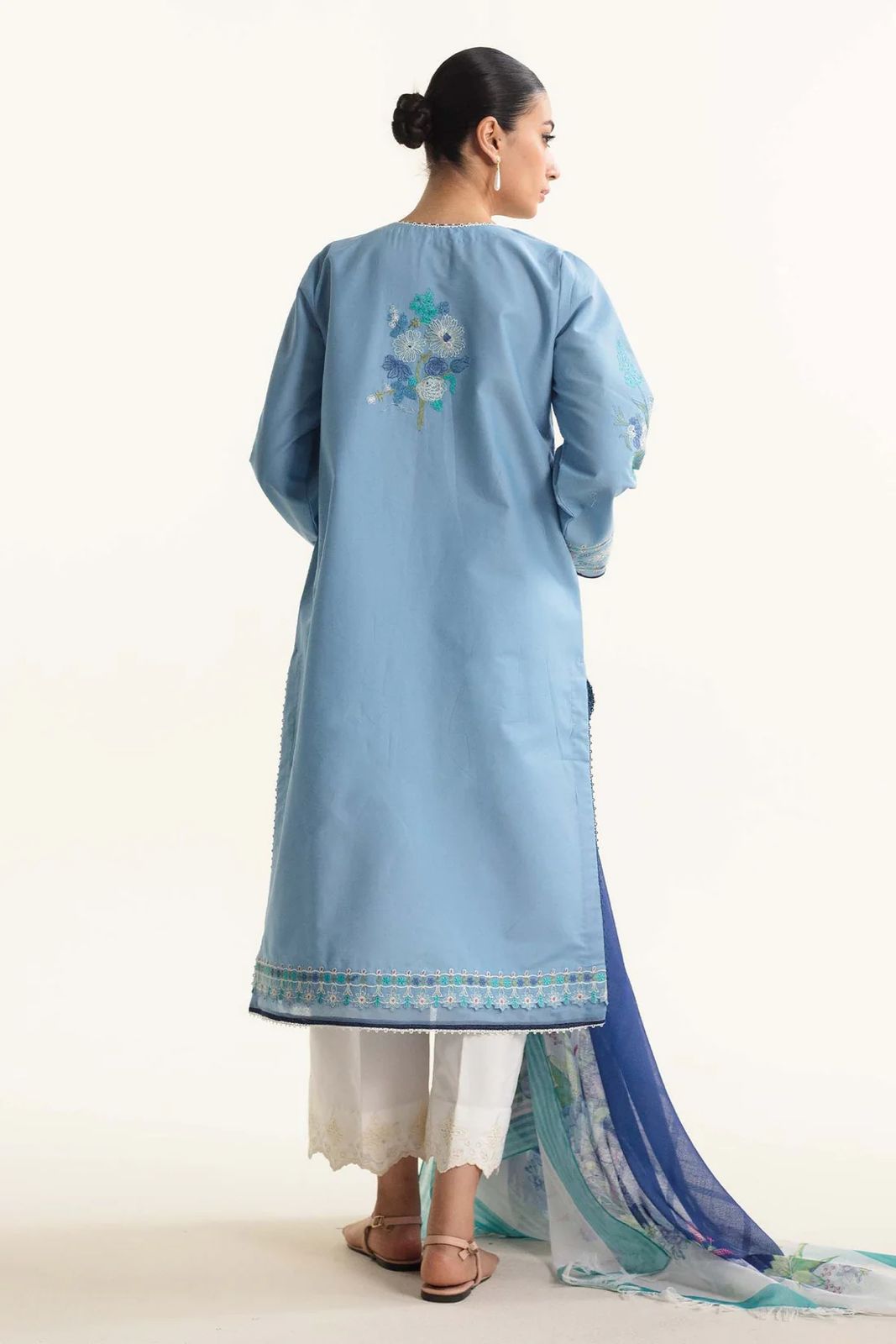 ZARA SHAH JAHAN - 3PC LAWN EMBROIDERED SHIRT WITH DIAMOND PRINTED DUPATTA AND TROUSER DM 1039